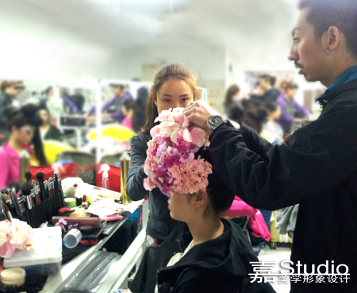 王嘉化妆学校化妆师高级考试免费培训